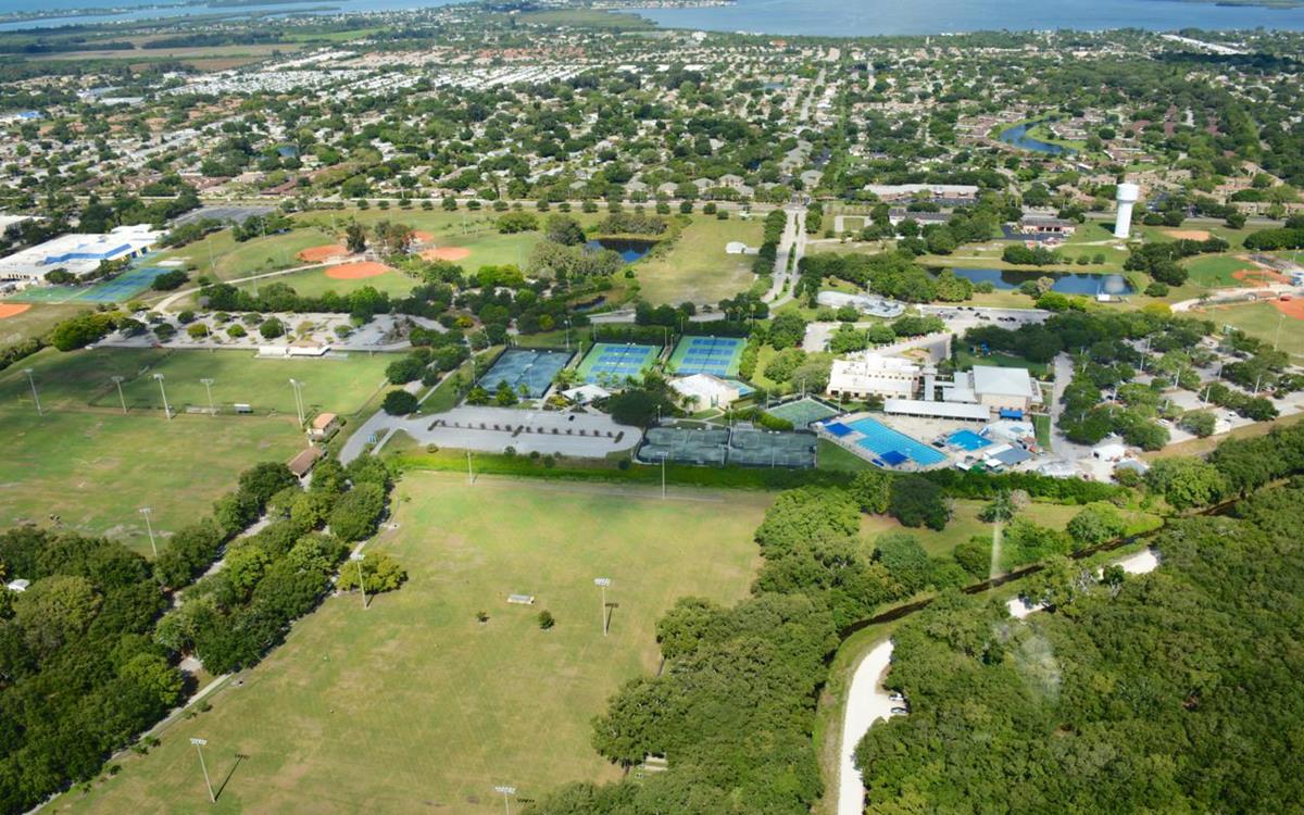 Play Where the Pros Play - in Bradenton, Florida