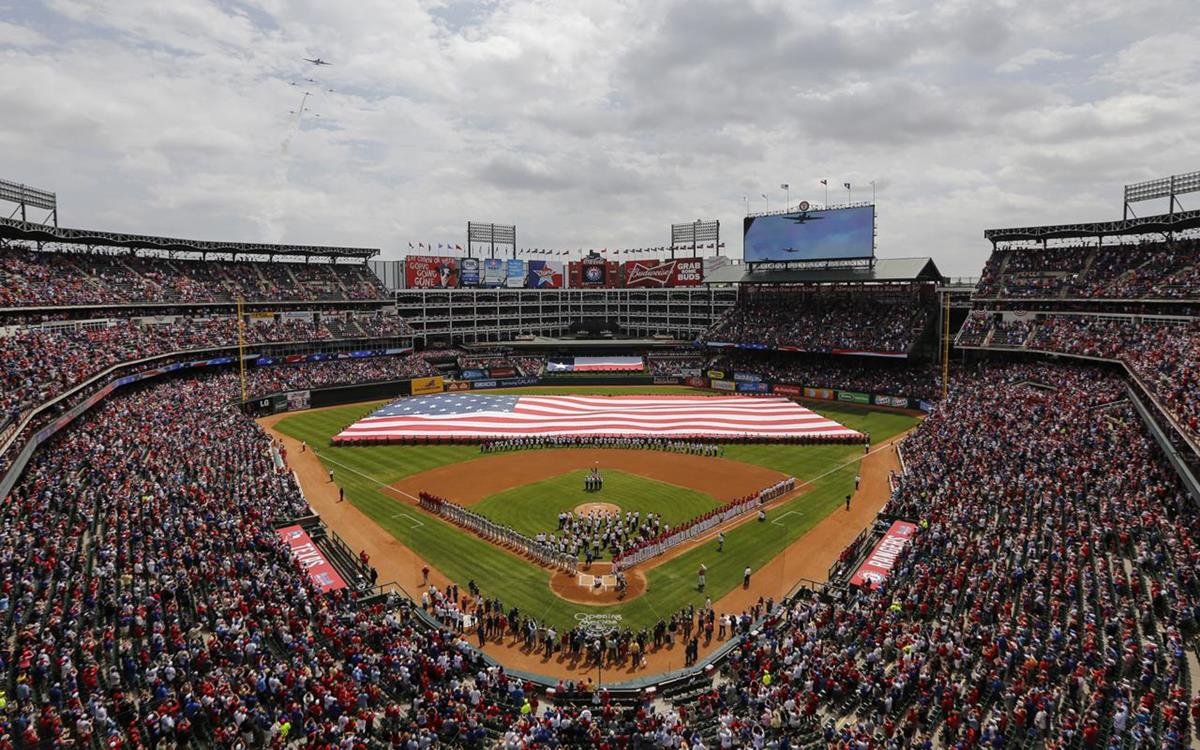 Globe Life Park KellyGavin