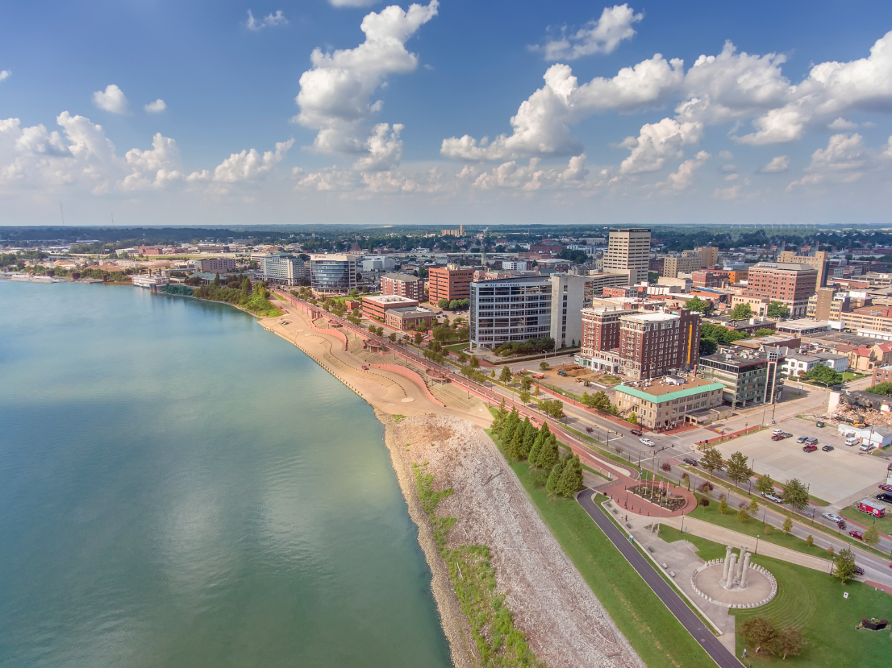 evansville in july 4 events