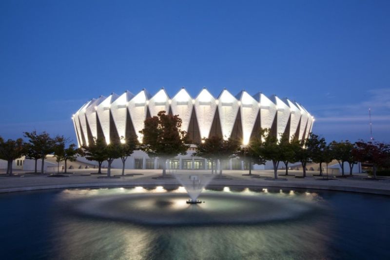 Hampton Coliseum exterior