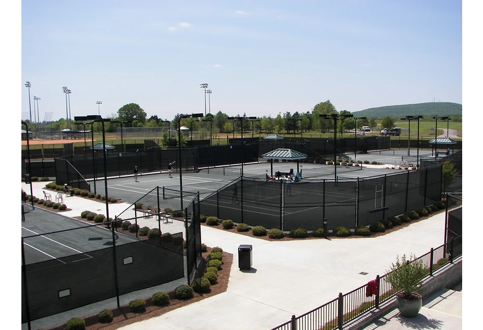 HUNTSVILLE TENNIS CENTER AND ATHLETIC CLUB ALABAMA 