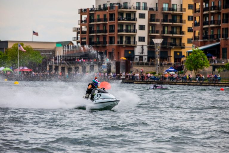 Branson Grand Prix Powerboat Nationals 3 768x512