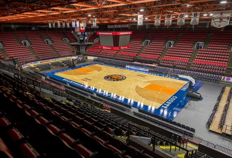 Visions Veterans Memorial Arena 768x525