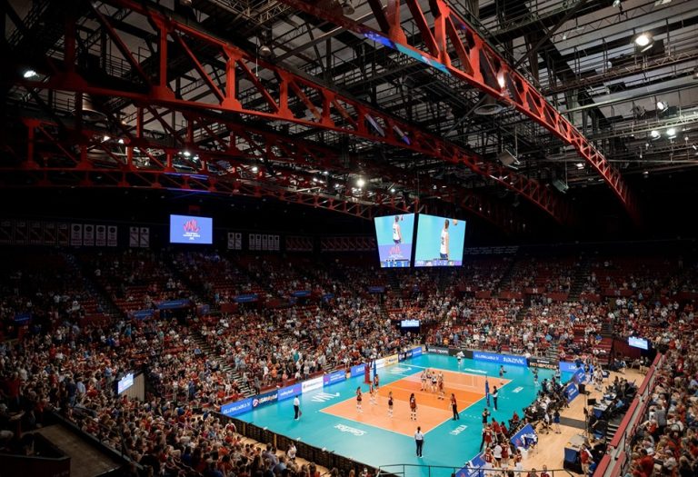 BOB DEVANEY SPORTS CENTER Lincoln 1 768x525