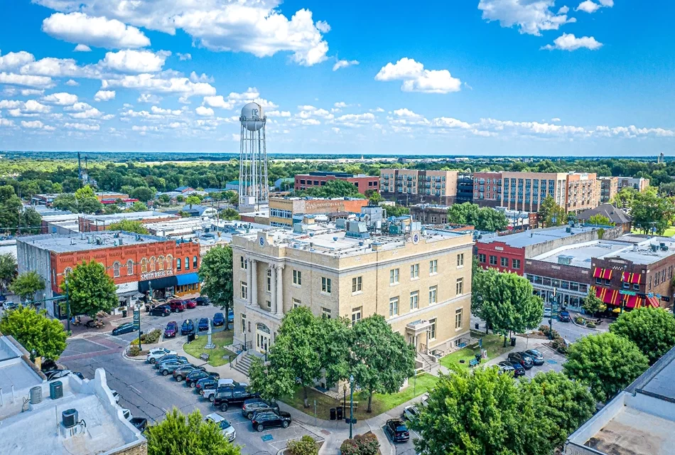 Explore the Lone Star State’s Most Walkable Districts  