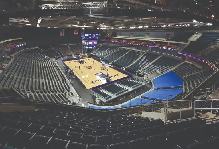 Ford Ceter Arena Evansville IN 768x525