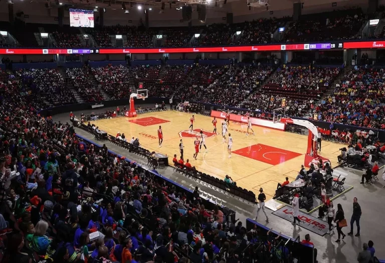 Landers Center Basketball 2 768x525