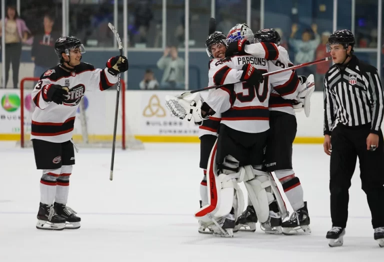 chicago steel ushl geneva il goal celebration 768x525