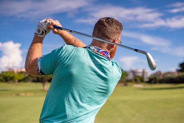 From Beginner To Pro: How To Perfect Your Golf Swing